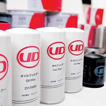 UDトラックス 純正メッキオーターニジシュ 79210 OZ00J 新品 UDトラックス 新品 純正 UD トラックス クオン メッキ