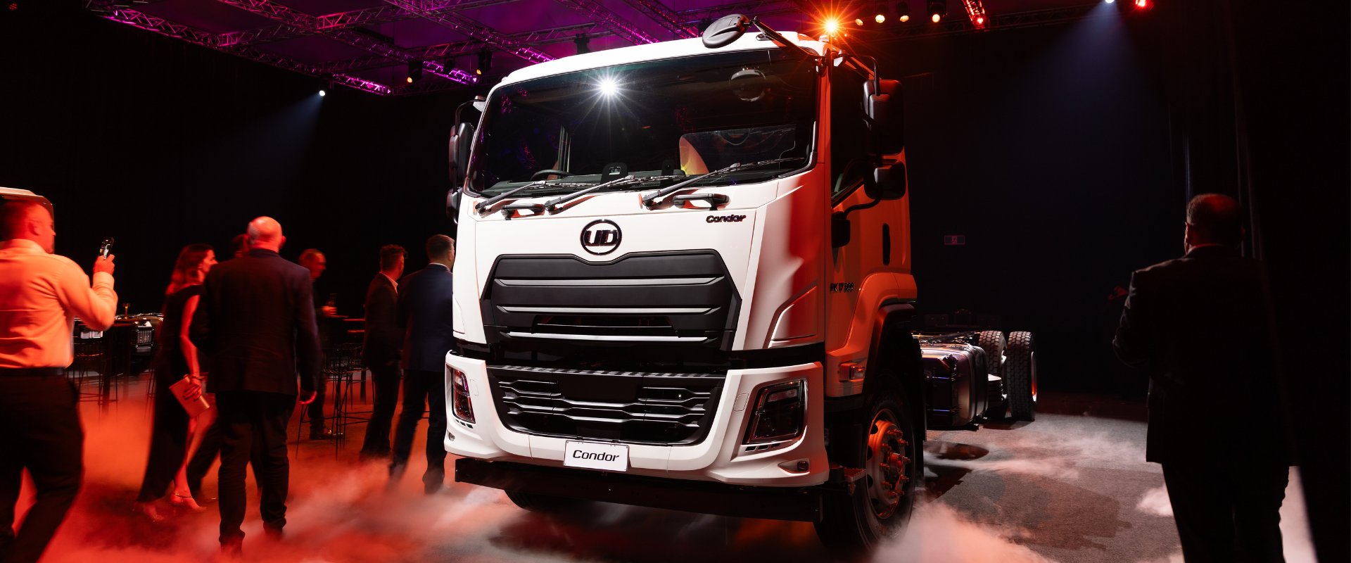 Condor UD Truck hero