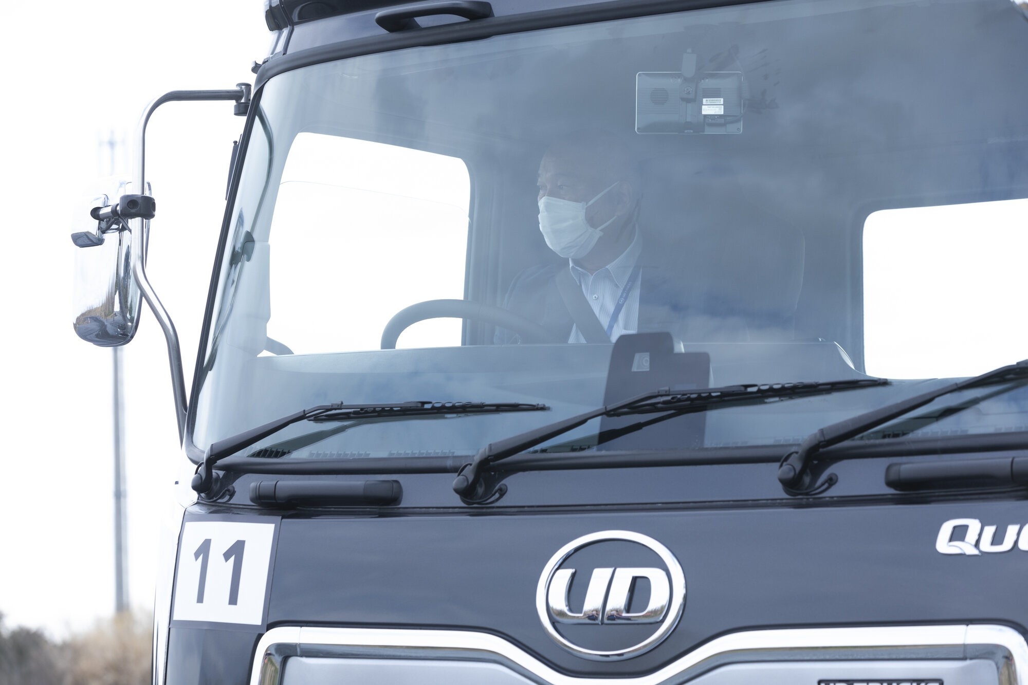 新品、オ-プンサイド遊覧客車・Du＆S（珍品） サーティファイドカー SPRING FAIRのお知らせ | メルセデス