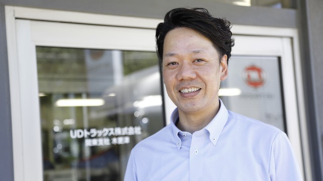 カスタマーセンター長 西野 裕介
