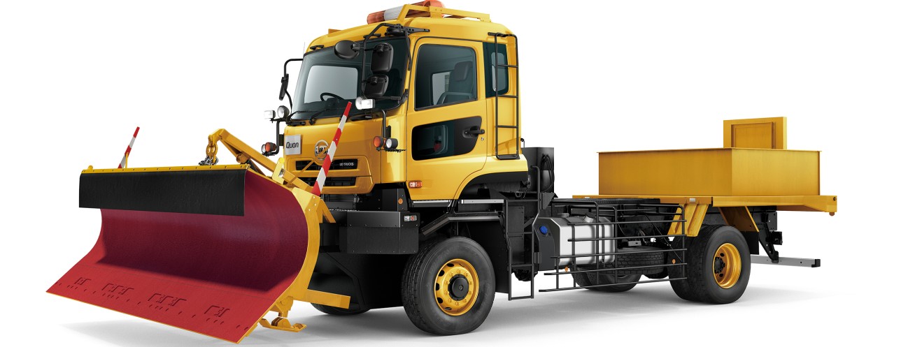 UDトラックス、８Ｌエンジン搭載の前輪２軸タンクローリー車を販売開始 | UD Trucks