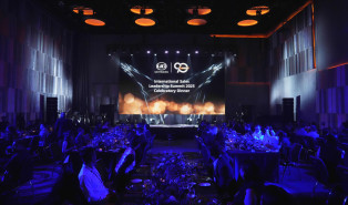 UD Trucks MEENA Team Honored 