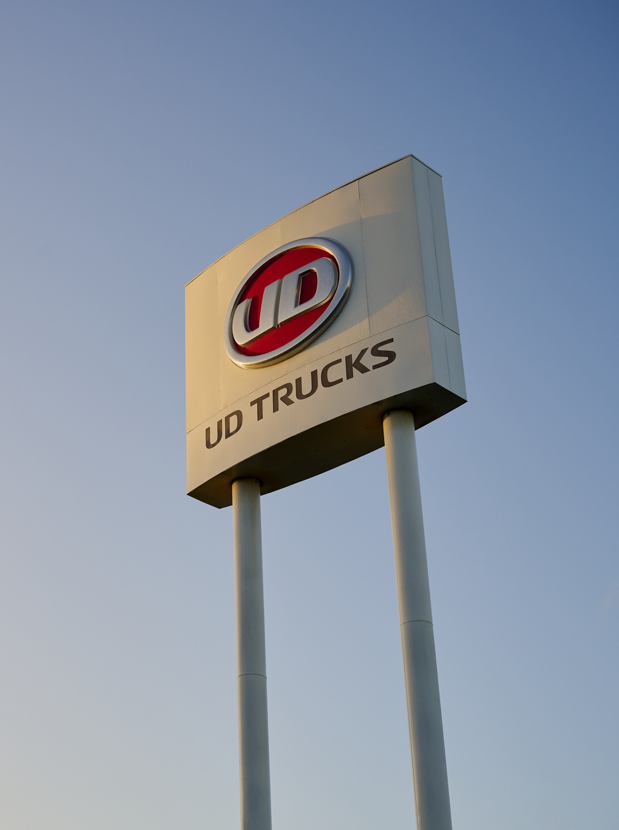 UD Trucks Dealers